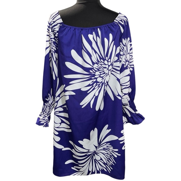 NEW Trina Turk Blue & White Floral Off The Shoulder Smocked Shift Dress Medium - Picture 3 of 12